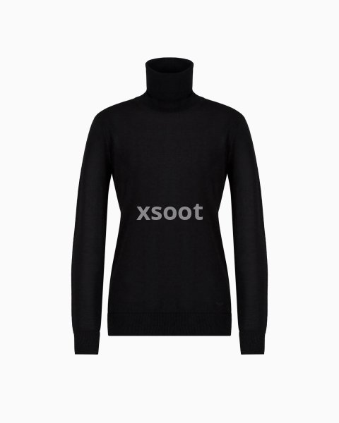 Pure virgin-wool rollneck